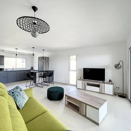 Grand T3 Vue Sur La Baie De * Καλβί