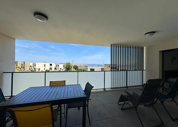 Apartment Grand T3 Vue Sur La Baie De Calvi (Corsica)